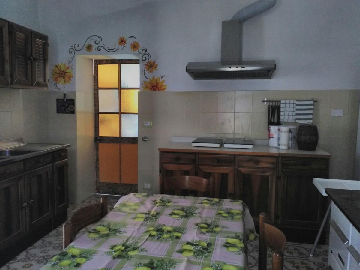 B&B Il Girasole Финале Лигуре Экстерьер фото